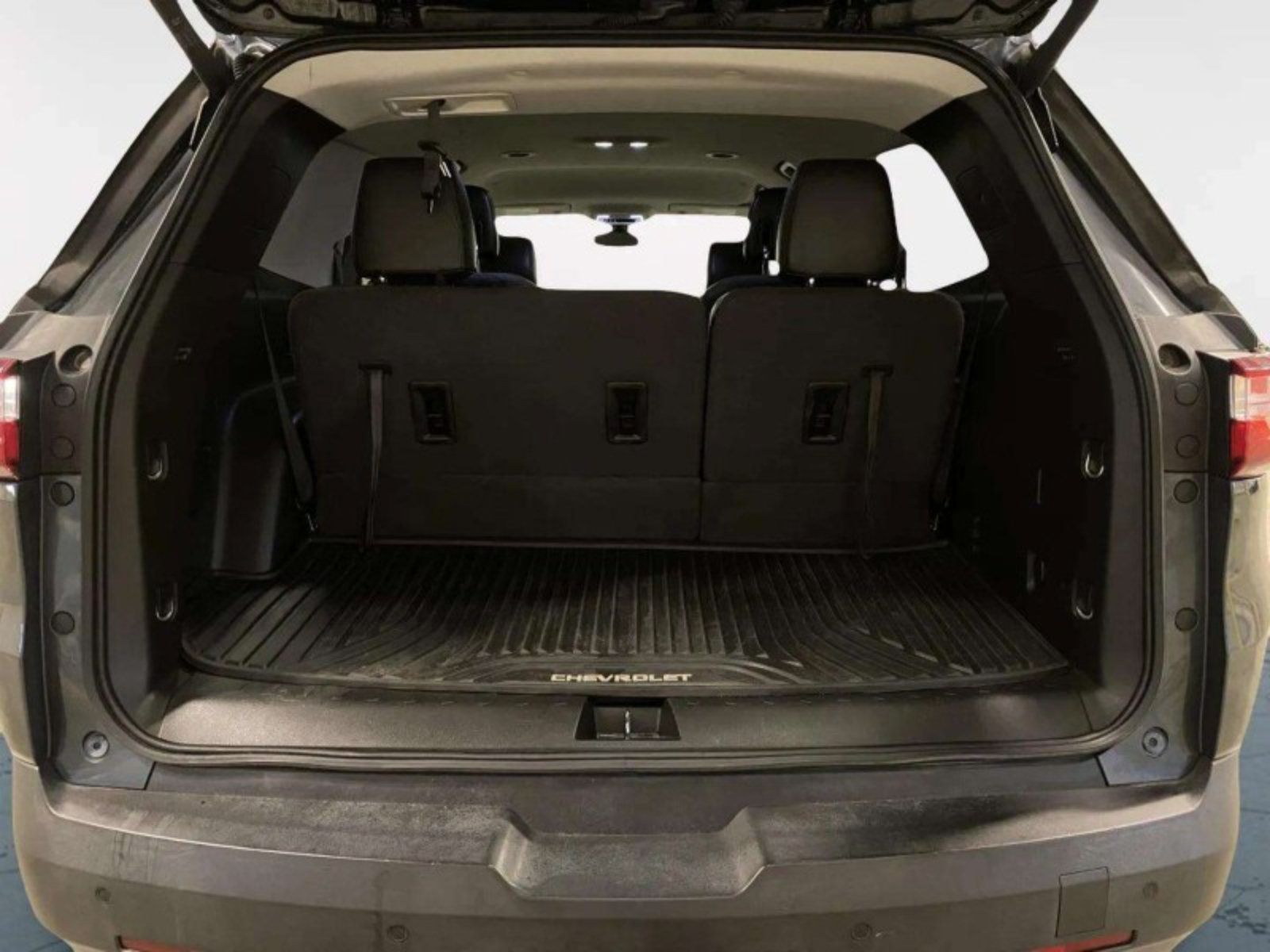 Used 2018 Chevrolet Traverse LT AWD/4WD image 34