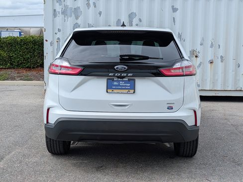 Used 2024 Ford Edge SE AWD/4WD image 5