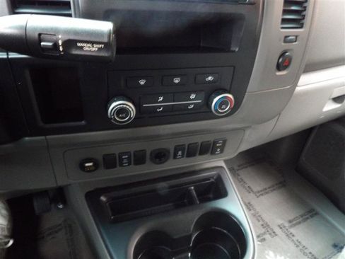 Used 2017 Nissan NV 3500 SV w/ SV Technology Package image 33