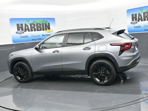 New 2026 Chevrolet Trax ACTIV w/ Sunroof Package image 3