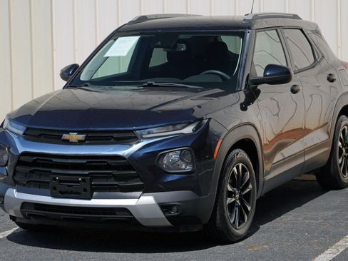 Used 2021 Chevrolet TrailBlazer LT FWD image 43