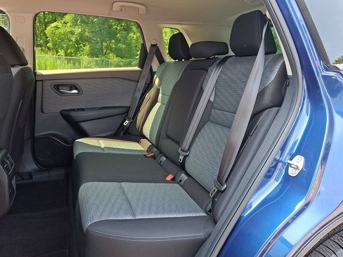 Certified 2023 Nissan Rogue SV AWD/4WD image 11