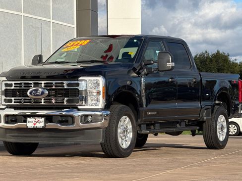 Used 2024 Ford F250 XLT image 8