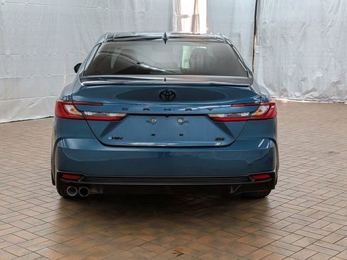 Used 2025 Toyota Camry SE FWD image 6