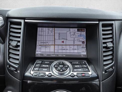 Used 2013 INFINITI FX37 AWD w/ Premium Pkg image 17