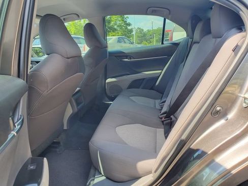 Used 2020 Toyota Camry LE FWD image 7