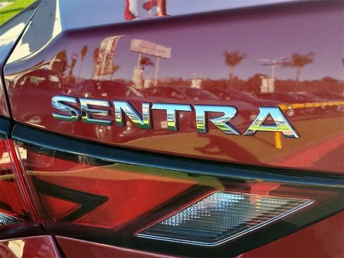 Used 2024 Nissan Sentra SV image 24