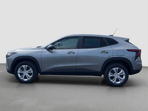 New 2026 Chevrolet Trax LS w/ Driver Confidence Package FWD image 3