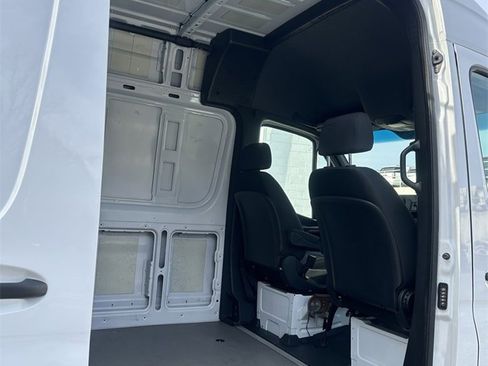 Used 2023 Mercedes-Benz Sprinter 2500 image 26