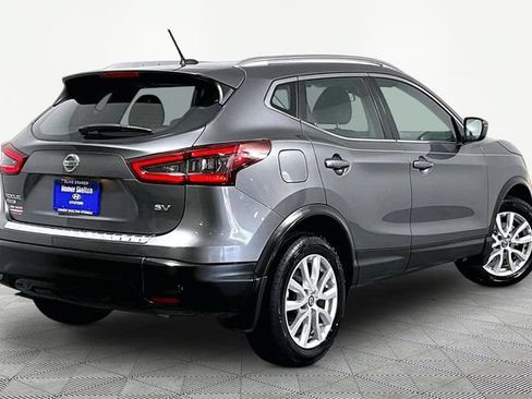 Used 2022 Nissan Rogue Sport SV FWD image 12