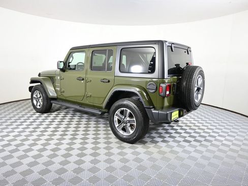 Used 2023 Jeep Wrangler Unlimited Sahara AWD/4WD image 4