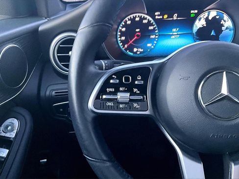 Used 2021 Mercedes-Benz GLC 300 4MATIC image 15