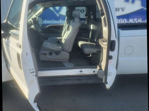 Used 2004 Ford F250 Lariat RWD image 14