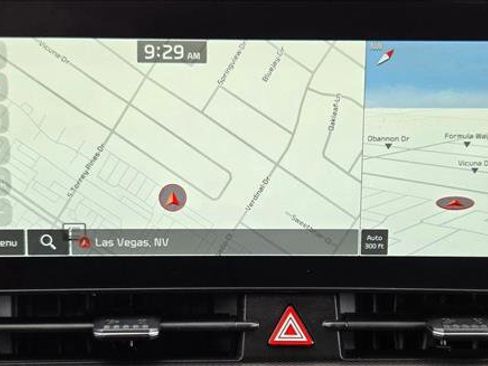 Used 2023 Kia Sportage SX image 13