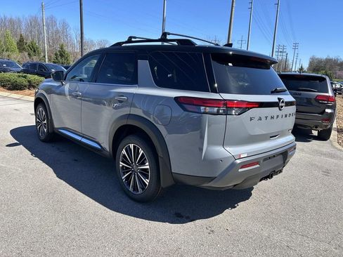 New 2026 Nissan Pathfinder Platinum w/ Lighting Package AWD/4WD image 5
