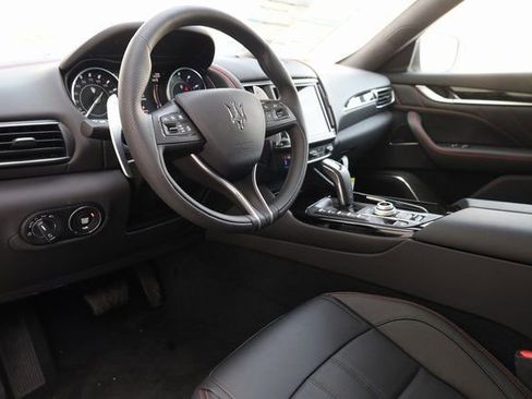 New 2024 Maserati Levante GT Ultima image 10