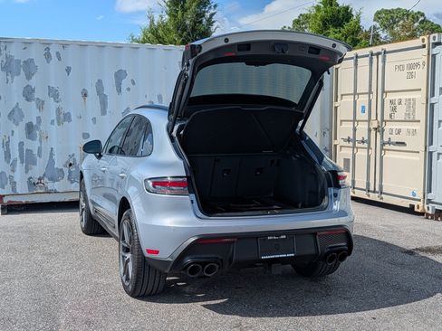 Used 2025 Porsche Macan Turbo AWD/4WD image 13
