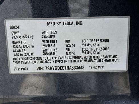 Used 2024 Tesla Model Y Long Range image 12