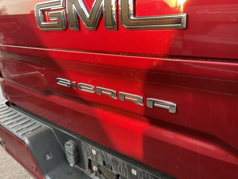 Used 2019 GMC Sierra 1500 AT4 w/ AT4 Premium Package AWD/4WD image 5