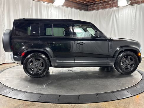 Used 2020 Land Rover Defender 110 AWD/4WD image 6