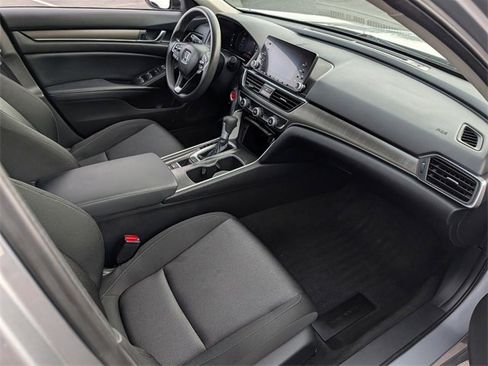 Used 2018 Honda Accord LX image 24
