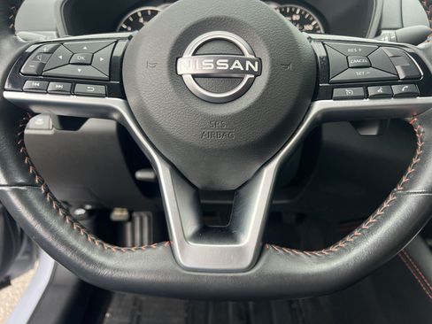 Certified 2023 Nissan Altima 2.5 SR FWD image 9