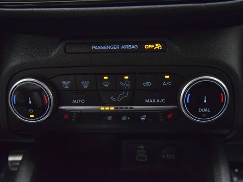 Used 2024 Ford Escape ST-Line AWD/4WD image 30
