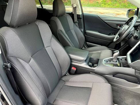 Used 2022 Subaru Outback Premium AWD/4WD image 34