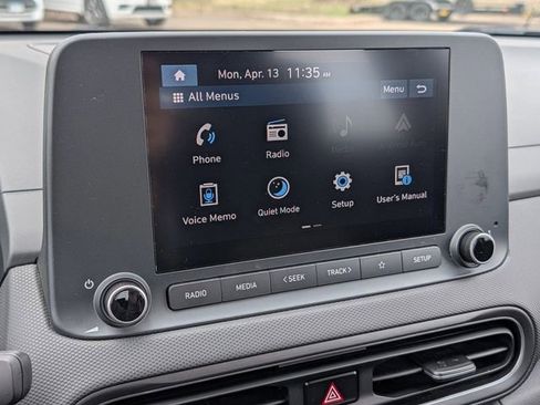 Used 2023 Hyundai Kona SE AWD/4WD image 18