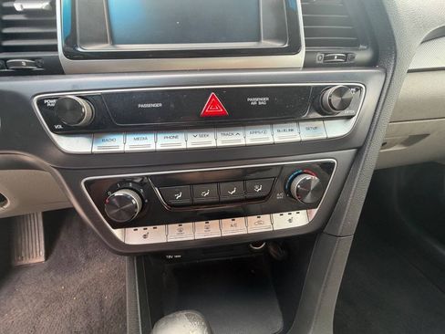 Used 2018 Hyundai Sonata SEL FWD image 24