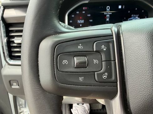 Used 2024 GMC Sierra 2500 Denali Ultimate w/ Max Trailering Package AWD/4WD image 17