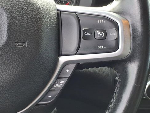 Used 2024 RAM 2500 Big Horn w/ Bed Utility Group image 11