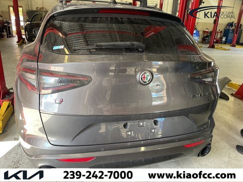 Used 2021 Alfa Romeo Stelvio Ti Sport image 12