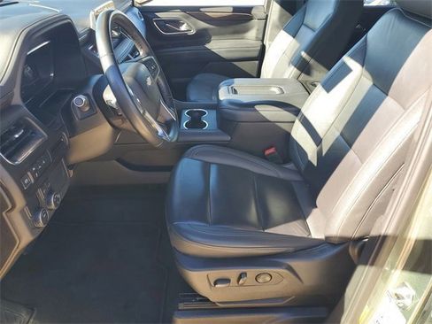 Used 2024 Chevrolet Tahoe LT image 5