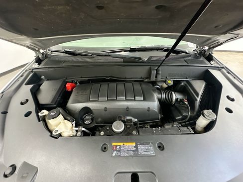 Used 2015 Chevrolet Traverse LS FWD image 34