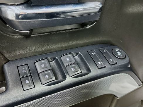 Used 2017 Chevrolet Silverado 1500 LT w/ All Star Edition image 18