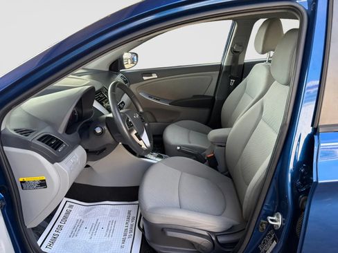 Used 2016 Hyundai Accent SE w/ Option Group 03 FWD image 12