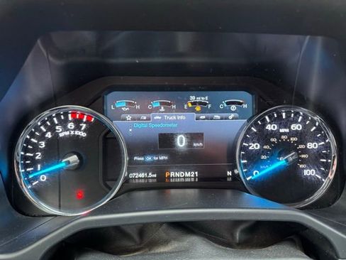 Used 2017 Ford F250 Lariat w/ Lariat Value Package image 21