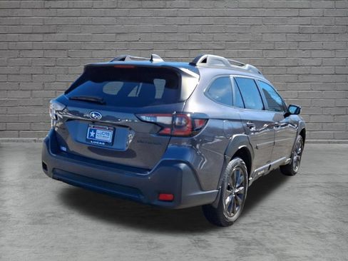 Used 2023 Subaru Outback Onyx Edition AWD/4WD image 11