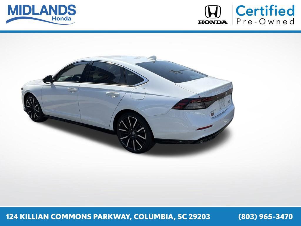 Used 2024 Honda Accord Touring image 2