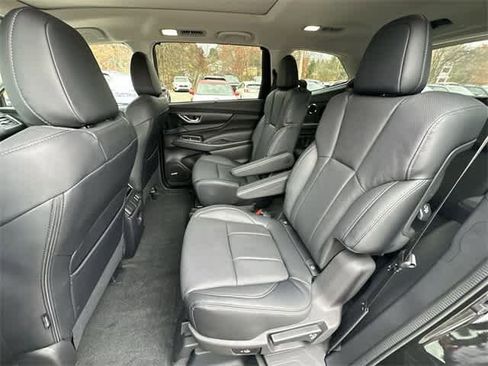 New 2026 Subaru Ascent Limited image 19