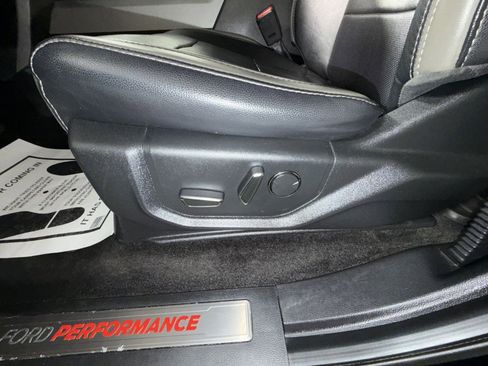 Used 2017 Ford F150 Raptor w/ Equipment Group 802A Luxury image 14