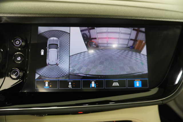 Used 2022 Buick Envision Avenir w/ Technology Package II AWD/4WD image 28