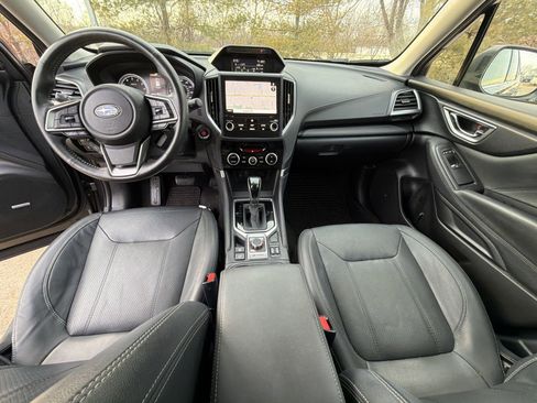 Used 2023 Subaru Forester Touring image 27