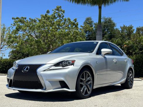 Used 2015 Lexus IS 250 w/ F-Sport Package RWD image 2