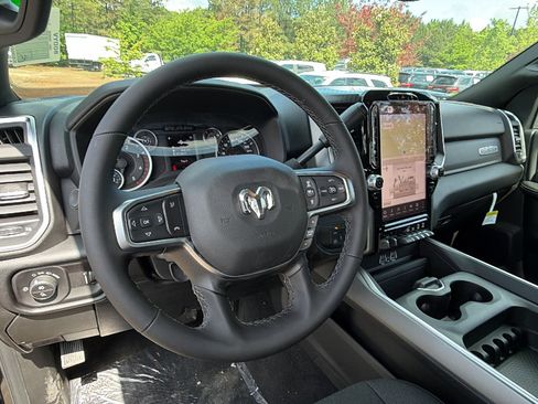 New 2026 RAM 2500 Big Horn AWD/4WD image 20