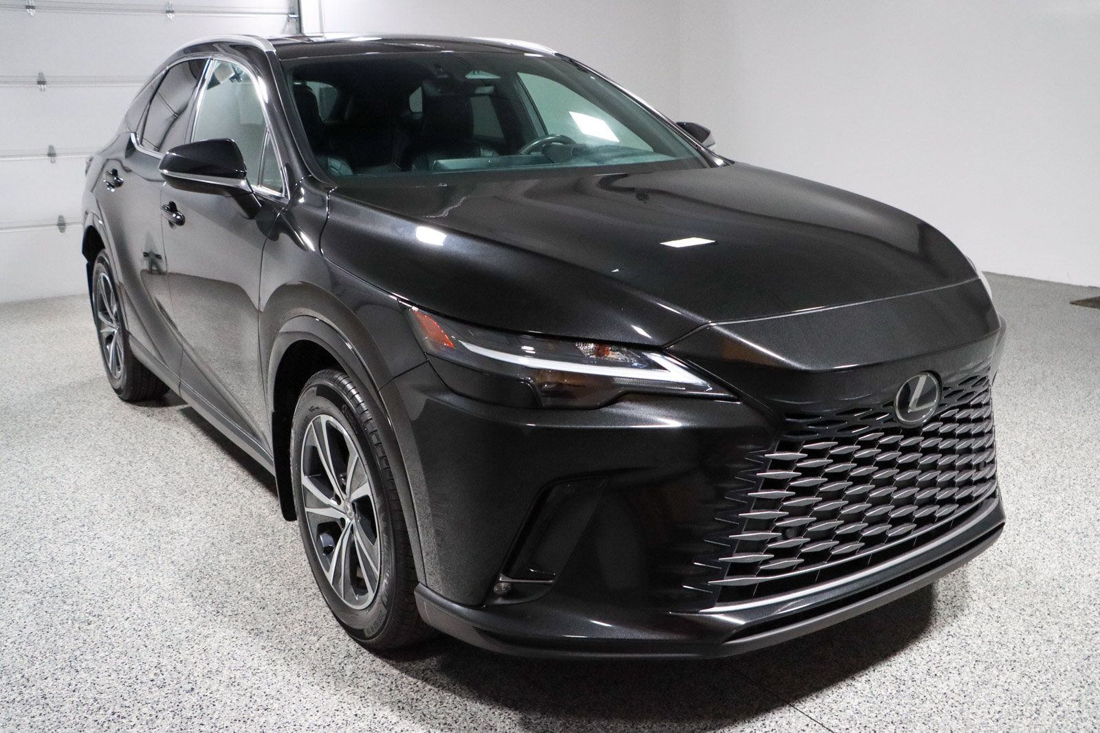 Used 2023 Lexus RX 350 Premium w/ Accessory Package (Z1) FWD image 5