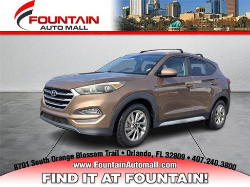 Used 2017 Hyundai Tucson SE image 1