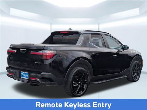Used 2023 Hyundai Santa Cruz Night AWD/4WD image 6