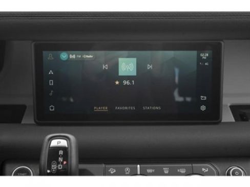 Used 2021 Land Rover Defender 110 SE image 10